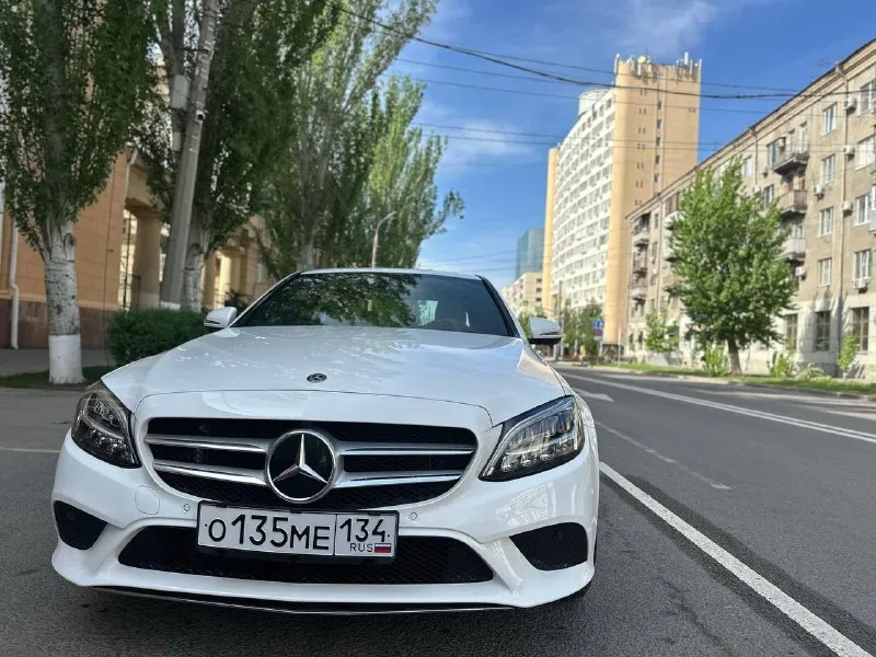 Mercedes с 300 2.0 9g-tronic (258 л. с.) 2020г пробег 52000км, родной. машина не бита, не крашена. состояние идеальное, пройдено то. комплектация sport: климат, кожаный руль, сидения, круиз контроль, камера заднего вида, автоматический парковщик, экстренное торможение один владелец по птс. возможен торг, обмен. цена: 3 390 000 tg: nestviks +7 961 403-08-55 - роман 📞 звоните: +7(961)4030855 - фотография - 2