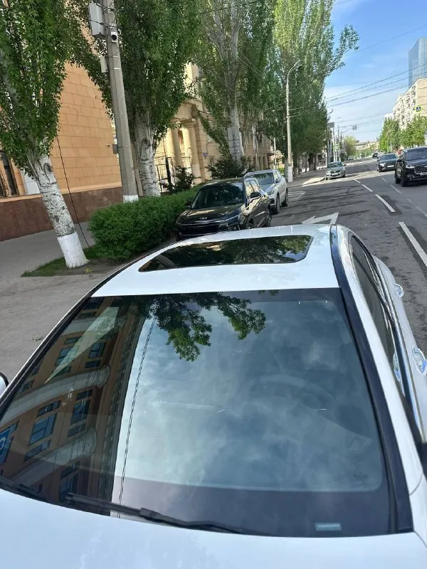 Mercedes с 300 2.0 9g-tronic (258 л. с.) 2020г пробег 52000км, родной. машина не бита, не крашена. состояние идеальное, пройдено то. комплектация sport: климат, кожаный руль, сидения, круиз контроль, камера заднего вида, автоматический парковщик, экстренное торможение один владелец по птс. возможен торг, обмен. цена: 3 390 000 tg: nestviks +7 961 403-08-55 - роман 📞 звоните: +7(961)4030855 - фотография - 3