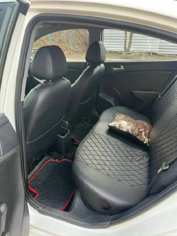 🚗 hyundai солярис год: 2015 тип кпп: механическая 5x ступка дополнительно: на полном ходу, по техник... - фотография