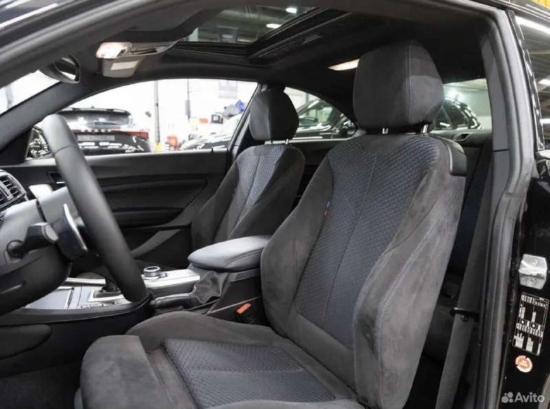 Продам свой личный автомобиль 2017г в отличном состоянии. машина пригнана из германии (не биток из грузии) и прошла 170000 по немецким дорогам, сейчас пробег 240000. коробка автомат, в м-пакете 224 л. с. я в россии второй владелец. своевременное обслуживание в профессиональном сервисе бмв, салон ухожен, в машине не курили!!! машина ухоженная все обслужено, ничего делать не надо. новая зимняя резина. два комплекта ключей, сервисная книжка. обмен не интересует. цена: 2350000 +7 (949) 322-01-25 +79882535659 ватсап, торг у капота. 📲 tg: q q 📞 звоните: +7(949)3220125 - фотография - 4