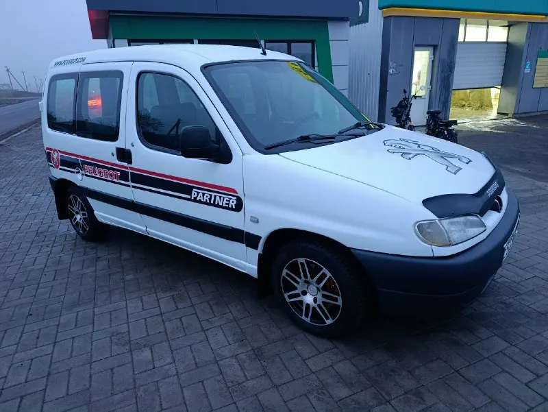 Продам пирожка peugeot партнер(пассажир). в очень достойном состоянии. 2000г. в. гур. с самым надёжн... - фотография