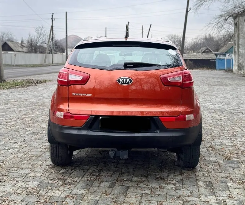 Продам kia sportage в отличном внешнем и техническом состоянии. Год выпуска 2010! Двигатель 2.0 бензин. Коробка механика.
✅Автомобиль не бит и не крашен! Полностью родной окрас🚘 гильзовался, катализатор удален✅
Родной пробег ✅ подтвержденный автотекой👍. Авто обслуживалось у официального дилера, все документы и заказ наряды в книге т. О.
Автотека полностью зелёная. Без единого дтп.
Все больные места и днище автомобиля в отличном состоянии! Салон чистый и ухоженный! С документами полный порядок, переоформление без проблем, продажа от собственника✅техническая часть полностью обслужена! Двигатель работает без посторонних шумов!ходовая в хорошем состоянии! С круизом, кондиционер, подогревом зоны дворников, зеркал, электроприводом зеркал, парктроником, датчиками дождя, света, подушки безопасности, abs, esp! Работает всё до каждой лампочки!автомобиль вложений не требует. Осмотр антрацит
💸Цена 1млн 190 тыс руб. Торг реальному покупателю.
☎ +79592713424
☎ +79591967184

📞 Звоните: +7(959)2713424 - фотография - 5