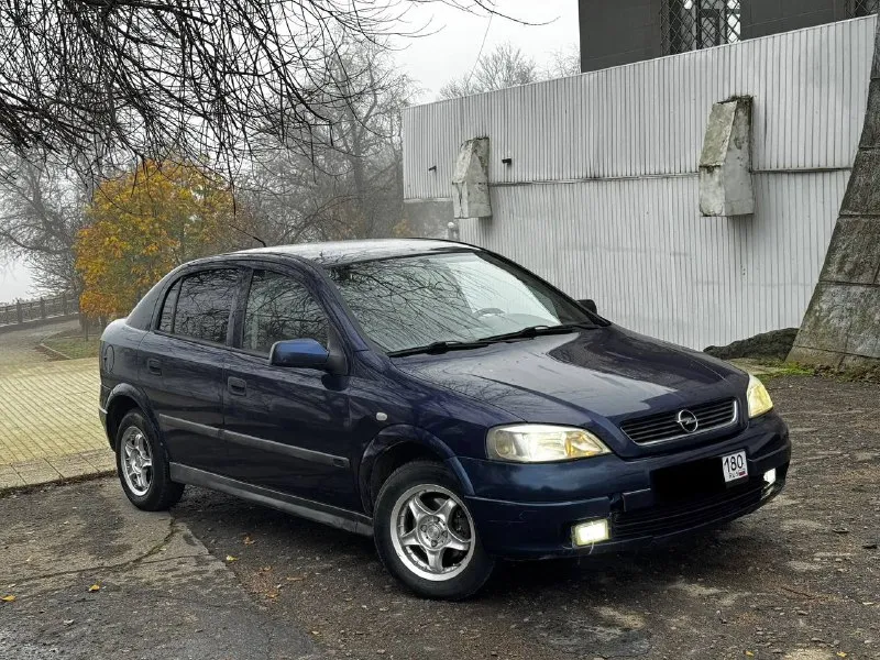 В продаже opel astra g 2000 года выпуска 🔥 цена 295.000 ₽, торг быстрому покупателю! 🔥 автомобиль на моторе 1.6 16v. работает отлично, не троит и не дымит. коробка механика, никаких проблем нет. передачи не выбивает. ходовая обслужена. по кузову есть жизненные моменты. салон в отличном состоянии! новая зимняя резина! автомобиль пригнан из германии. пробег 250.000 км. сервисные книги. хорошая комплектация: мультируль, 4 стеклоподъемника, кондиционер, деревянные вставки в салоне, 6 подушек безопасности. по документам полный порядок осмотр центр донецка 🔥 цена 295.000 ₽, торг быстрому покупателю! 🔥 ☎️ +7 (949) 628-72-17 📞 звоните: +7(949)6287217 - фотография - 3