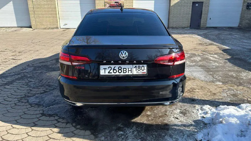Volkswagen passat в 8, sel, двс 2.0 т (максимальная комплектация), 2020 г. в., пробег 46 000 км. . бесключевой доступ, автозапуск с ключа, автопарковка, адаптивный круиз контроль, система предотвращения выезда из полосы движения, система адаптивного освещения дороги, динамическое освещение поворотов, автоматический дальний свет, датчики света, дождя, система мониторинга «слепых зон», система контроля давления в шинах, помощь при выезде из парковки, система предотвращения столкновения с функцией автоматического торможения, парктроники в круг, камера заднего вида, кожаный салон (не эко) в идеальном состоянии, люк, штатная топовая аудиосистема fender с сабом, атмосферная подсветка салона, электропривод передних сидений, память водительского кресла, трехзонный подогрев первого и второго ряда сидений, безопасность и катализатор на месте, фары в броне, лоб и передние стекла в атермальной пленке. растаможена, на постоянном учете, один владелец в рф, продажа по дкп. 79493395045 📞 звоните: +7(949)3395045 - фотография - 6