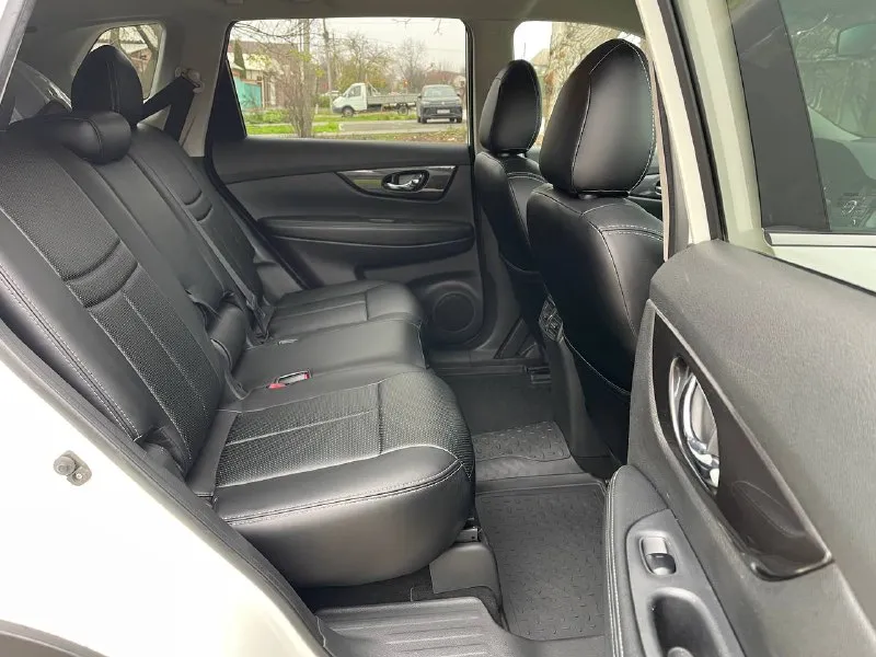 Nissan x-trail 2019г. цена 1.900.000р. мотор 2.0i (147 л. с.) акпп автомат (7 ст) пробег 87 тыс один хозяин☝️ колёса зима и лето🎁🎁 салон кожа без ключевой доступ кнопка start/stop танировка обогрев сидений обогрев лобового стекла климат контроль круиз контроль полноцветный дисплей led фары датчики дождя и света колеса r17 электропривод зеркал парктроники, камера заднего вида мультируль тел: +79499717949 осмотр донецк ватсап, телеграмм +79779106272 - фотография - 10