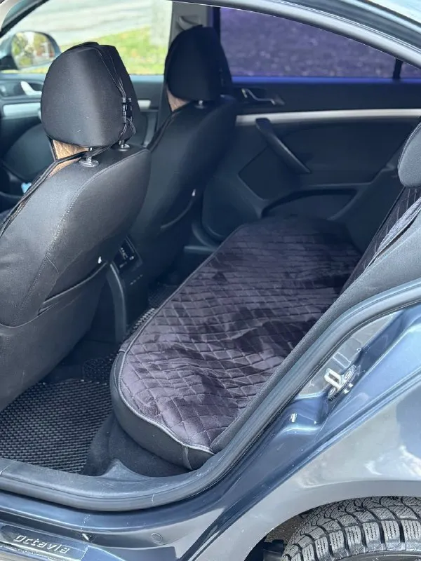 Продам : skoda octavia год выпуска 2009 пробег 200 000 км привод передний коробка автомат двигатель 1.6 бензин машина в хорошем состоянии, двигатель работает отлично не дымит, масло не расходует. коробка обычный автомат (aisin) не дергает, не пинает работает в штатном режиме. по электронной части тоже все работает. машина на мне, переоформление без проблем. цена 745 000 торг. тел:+79494582930 возможен обмен и продажа в кредит! - фотография - 6