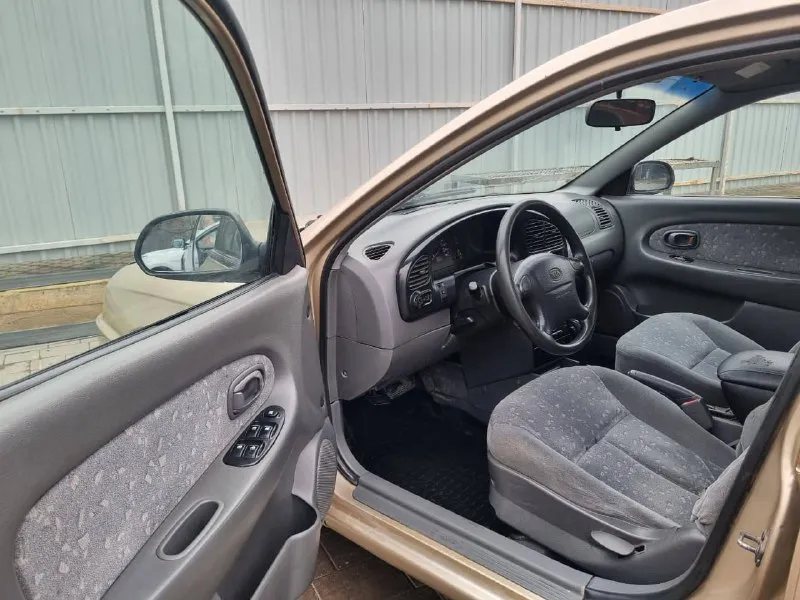 Продам kia spektra
2007 Год выпуска
Автомат
Обьем 1.6

Комплектация
Кондиционер
4 Стеклоподъемника
Подогрев сидней
Электро зеркала
Мультимедиа

Автомобиль в хорошем состоянии вложений не требует сел поехал
Мотор коробка ходовая
Без нареканий
Мотор не дымит не троит
Тяга отличная

Коробка не пинает не тупит
Переключает отлично

Ходовая в отличном состоянии

Юридически чиста
Штрафов ограничений нет
Остальные вопросы по телефону

325.000
Хороший торг у капота

+79490854396
Город осмотра мариуполь - фотография - 10