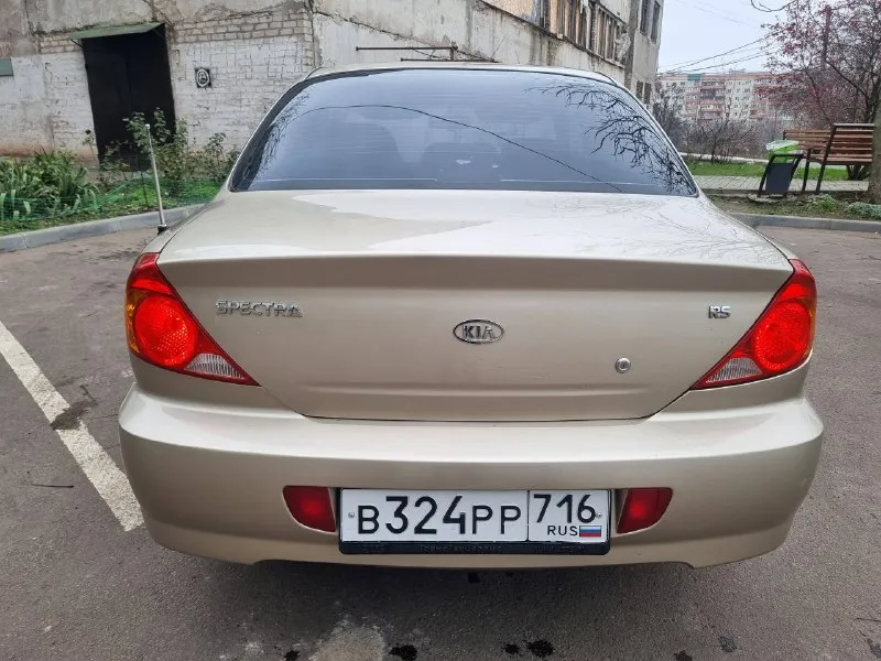 Продам kia spektra
2007 Год выпуска
Автомат
Обьем 1.6

Комплектация
Кондиционер
4 Стеклоподъемника
Подогрев сидней
Электро зеркала
Мультимедиа

Автомобиль в хорошем состоянии вложений не требует сел поехал
Мотор коробка ходовая
Без нареканий
Мотор не дымит не троит
Тяга отличная

Коробка не пинает не тупит
Переключает отлично

Ходовая в отличном состоянии

Юридически чиста
Штрафов ограничений нет
Остальные вопросы по телефону

325.000
Хороший торг у капота

+79490854396
Город осмотра мариуполь - фотография - 2