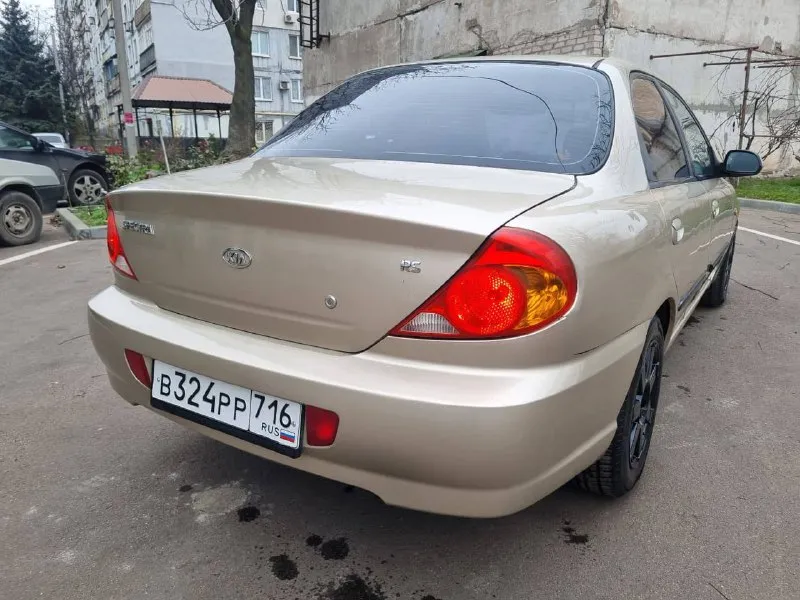 Продам kia spektra
2007 Год выпуска
Автомат
Обьем 1.6

Комплектация
Кондиционер
4 Стеклоподъемника
Подогрев сидней
Электро зеркала
Мультимедиа

Автомобиль в хорошем состоянии вложений не требует сел поехал
Мотор коробка ходовая
Без нареканий
Мотор не дымит не троит
Тяга отличная

Коробка не пинает не тупит
Переключает отлично

Ходовая в отличном состоянии

Юридически чиста
Штрафов ограничений нет
Остальные вопросы по телефону

325.000
Хороший торг у капота

+79490854396
Город осмотра мариуполь - фотография - 6