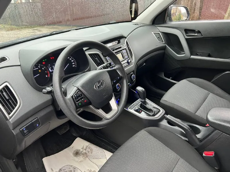 Hyundai creta 2016 года выпуска пробег 140 000 км родной не смотан двигатель 1.6 коробка автомат кузов весь в родном окрасе любые проверки по двигателю и коробке без нареканий использовалась одним собственником с салона сигнализация с автозапуском два ключа резина зима новая все остальные вопросы по телефону цена 1 мл 660тысяч +79493929882 - фотография - 9