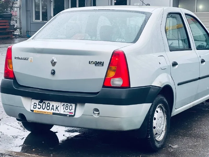 ‼️продам‼️ renault logan 🚖не из такси! 📆декабрь 2009г 🐴200.000 родного пробега ⚙️1.6 механика ♾️максимальная комплектация с пассажирской подушкой безопасности. 📑1 владелец в птс, полное переоформление, документы в порядке 🫶9 лет в одних руках ✅ без дтп, вкруг родные стекла ⚙️полностью обслужена - фотография - 4