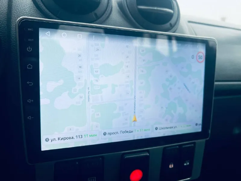 ‼️продам‼️ renault logan 🚖не из такси! 📆декабрь 2009г 🐴200.000 родного пробега ⚙️1.6 механика ♾️максимальная комплектация с пассажирской подушкой безопасности. 📑1 владелец в птс, полное переоформление, документы в порядке 🫶9 лет в одних руках ✅ без дтп, вкруг родные стекла ⚙️полностью обслужена - фотография - 7