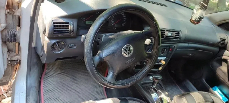 Продам volkswagen пасад б5 гв 2000, обем 1,9тди акпп машина на ходу, масло не ест, не дымит, но есть куда приложить руки так как машина не новая, постоянный днр учёт цена 210 все вопросы в лс обмен тоже интересен +79493166596 📞 звоните: +7(949)3166596 - фотография - 5