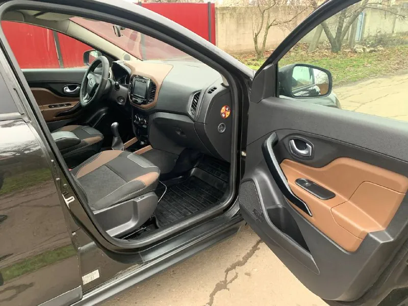 Продам lada x-ray автомобиль 2017г. в отличном состоянии как внешне так и технически. двигатель 1.6 кпп механика. ходовая на твердую пятерку. пробег 173000т по документам я собственник переоформление без проблем, резина зима практически новая. установлено гбо пропан, гбо узаконено вписано в документы, на крышу установлены рейлинги, удобный съемный багажник, установлен быстро-съемный фаркоп, авто в максимально жирной комплектации: кондиционер, abs, esp. подогрев зеркал, заднего стекла и сидений. антиоткат назад(помощь при трогании с бугра) штатная сенсорная магнитола с поддержкой bt и встроенным навигатором, сигнализация starline с рабочим автозапуском, салон с кожаными вставками, электро регулировка зеркал, центральный замок. штатный парктроник. мультируль, автотека вся зеленная скину по запросу. за автомобиль не стыдно, цена данного авто 795.000 тысяч рублей. торг реальному покупателю г. харцызск номера для связи: +7949-521-31-10 +7949-329-65-85 так же на этих номерах есть телеграмм. всем добра👍 - фотография - 8