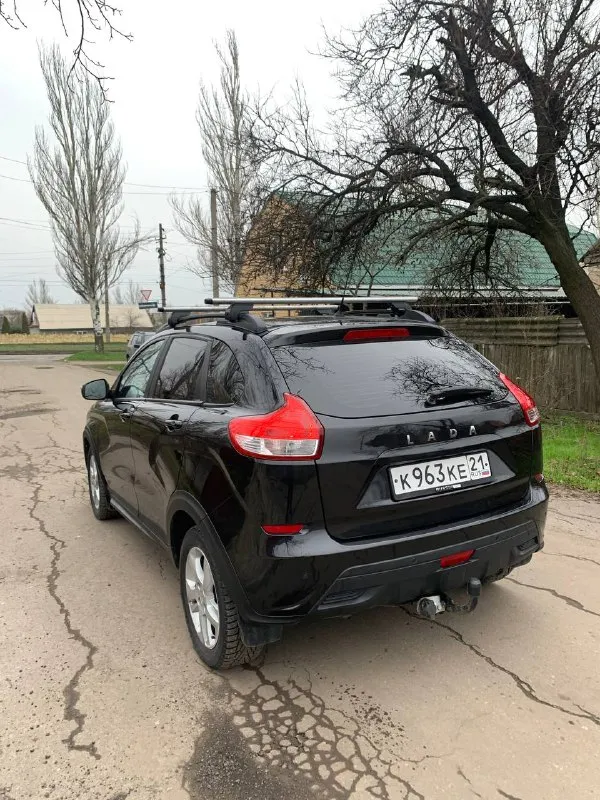 Продам ваз x-ray автомобиль 2017г. в отличном состоянии как внешне так и технически. двигатель 1.6 кпп механика. ходовая на твердую пятерку. пробег 173000т по документам я собственник переоформление без проблем, резина зима практически новая. установлено пропан, узаконено вписано в документы, на крышу установлены рейлинги, удобный съемный багажник, установлен быстро-съемный фаркоп, авто в максимально жирной комплектации: кондиционер, abs, esp. подогрев зеркал, заднего стекла и сидений. антиоткат назад(помощь при трогании с бугра) штатная сенсорная магнитола с поддержкой bt и встроенным навигатором, сигнализация starline с рабочим автозапуском, салон с кожаными вставками, электро регулировка зеркал, центральный замок. штатный парктроник. мультируль, автотека вся зеленная скину по запросу. за автомобиль не стыдно, цена данного авто 795.000 тысяч рублей. торг реальному покупателю г. харцызск номера для связи: +7949- 📲 tg: bogdan v. 📞 звоните: +7(949)5213110 - фотография - 5