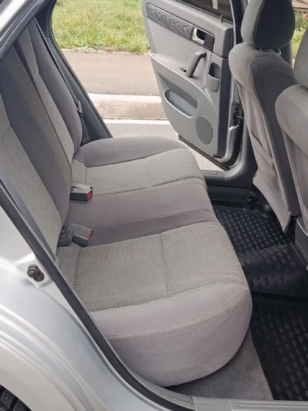 Chevrolet lacetti 2008 1.6 mt - пробег 166000 - 2 собственника - цена: 655000 - тел: +79494676510 - мариуполь автомобиль в идеальном состоянии. безаварийная эксплуатация, родной не скрученный пробег. по кузову без дефектов, следы гнили и коррозии отсутствуют, техническая часть полностью обслужена - без вложений. кондиционер, стеклоподъëмники с доводчиками(закрываются при закрытии авто), сенсорная мультимедиа на андроиде громкая связь, мультируль, подлокотник, сигнализация с обратной связью, вставки чёрного дерева, отличная зимняя резина. в двух словах лачик очень живой ухоженный. - фотография - 7