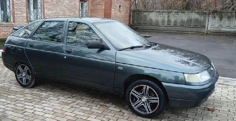 Продам ваз 2112 2007г. в. авто в хорошем ухоженном состоянии! вложения не требует! мотор коробка в п... - фотография