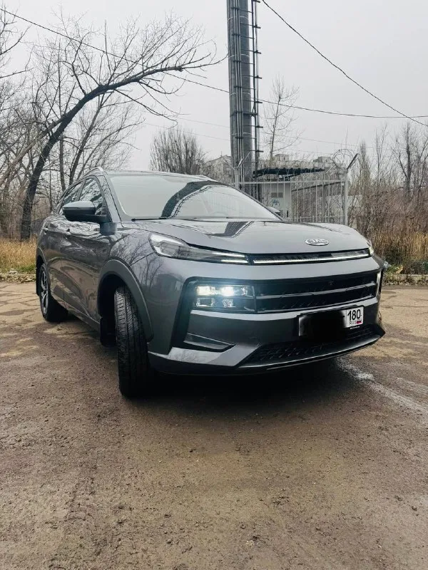 Jac js6 2023 год 1.5л бензин кпп автоматическая 37000км пробег максимальная комплектация от собственника! возможен обмен на бус!!! цена: 1.850.000₽ +7 (949) 725-69-79 ольга 📲 tg: дмитрий 📞 звоните: +7(949)7256979 - фотография - 3