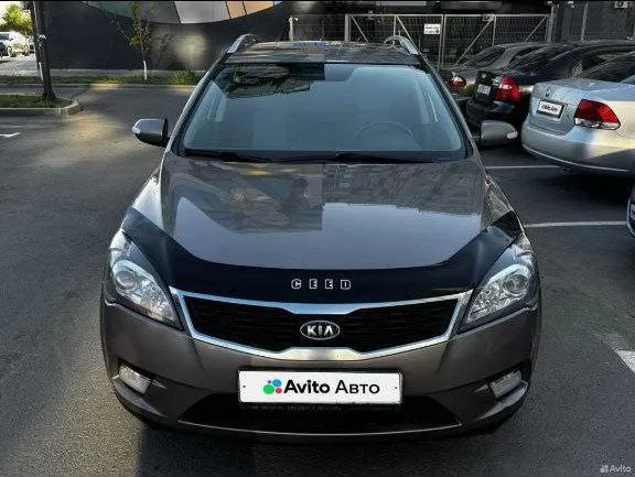 Kia ceed в хорошем состоянии
Вложений не требует
Объем 1.6
Масло не ест
Не пинает
188000 Родного пробега.
2011Года.
2 Владельца.
Автотека зелёная.
Цена 800.000тр.
Торг на капоте
Если не дозвонились пишите перезвоню.
Т+79497313868.
📲 Tg: александр тюрин
📞 Звоните: +7(949)7313868 - фотография - 1