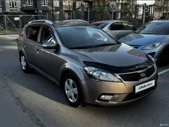 Kia ceed в хорошем состоянии
Вложений не требует
Объем 1.6
Масло не ест
Не пинает
188000 Родного пробега.
2011Года.
2 Владельца.
Автотека зелёная.
Цена 800.000тр.
Торг на капоте
Если не дозвонились пишите перезвоню.
Т+79497313868.
📲 Tg: александр тюрин
📞 Звоните: +7(949)7313868 - фотография - 2