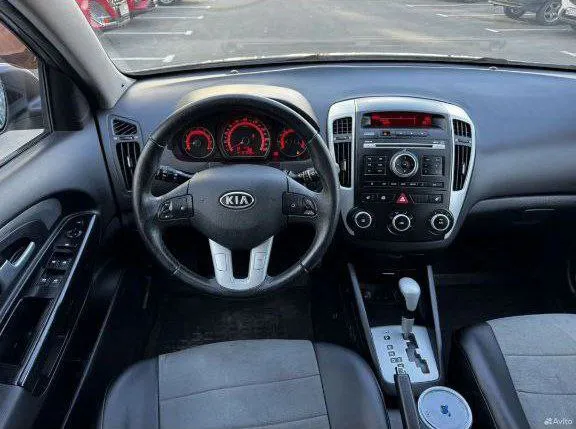 Kia ceed в хорошем состоянии
Вложений не требует
Объем 1.6
Масло не ест
Не пинает
188000 Родного пробега.
2011Года.
2 Владельца.
Автотека зелёная.
Цена 800.000тр.
Торг на капоте
Если не дозвонились пишите перезвоню.
Т+79497313868.
📲 Tg: александр тюрин
📞 Звоните: +7(949)7313868 - фотография - 5