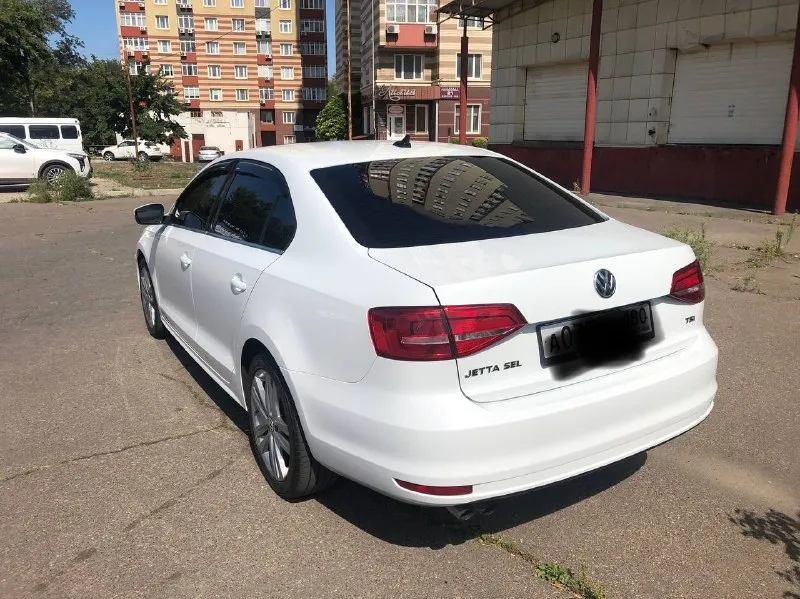 Продам свою jetta 6 sel 2014. пробег 200.000 км. автомобиль в хорошем состоянии. техника работает на отлично. то проходил своевременно. салон в хорошем состоянии. 2 комплекта резины на все вопросы отвечу по телефону. 1.300000р. возможен обмен. продаю по причине покупки нового авто. +79493215821 - фотография - 4