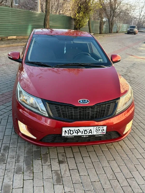 Продам kia rio 1.6 at 2013 года в донецке. Максимальная комплектация

— Пробег 140 тыс. Км
— Все заводские герметики на месте
—Регулярное то
— Птс 3 хозяина, два ключа.
— Зимняя резина новая continental
—Машина в отличном состоянии как внешне, так и технически.

✔️Климат контроль
✔️Подогрев сидений
✔️Обогрев руля
✔️Обогрев зоны дворников
✔️Парктроник передний и задний
✔️Aux, usb, mp3
✔️Электро зеркала
—Двигатель работает отлично
Масло в двигателе свежее, и все фильтра, тянет на отлично, масло не расходует, не дымит и не троит.

— Акпп без пинков, замена масла в коробке на 107 000 тыс км.

Ходовая часть в полном порядке, ничего не стучит, не гремит. Тормозная система обслужена

— Салон в отличном состоянии, ничего не затерто, все работает, все включается.

— За машиной очень хорошо следили.

— Полный пакет документов, без штрафов, залогов.
💰💰💰870.000 Руб торг
📞 79493175279 - фотография - 1
