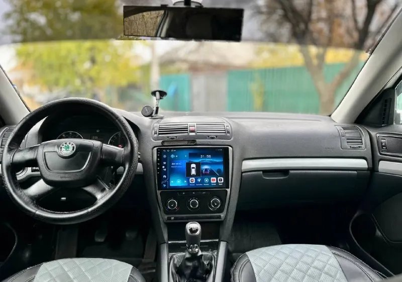 🔥🔥🔥🧨🧨🧨🔥🔥🔥 *цена.630.000рублей* такая цена только сегодня. skoda octavia a5 рейсталинг 2012г. 1.6 mpi механика. родной пробег 250тыс. км. 2хозяина. авто в очень хорошем состоянии вложений не требует не каких. кузов без гнили и ржавчины выглядит красиво как на фото так и в живую. работают отлично не дымит не троит тянет хорошо. самый лучший и надежный мотор в линейке. ходовая без посторонних звуков все в полном порядке. коробка отлично работает. масла фильтра только поменял ещо даже 100км не проехали. салон чистый. богатая комплектация. кондиционер, гур, датчики света и дождя, подогрев сидений и зеркал,4эл. стеклоподьмника, эл. зеркала, подушки безопасности, парк-троик. установлена магнитола на android системе. литые диски. лед фары в ближнем и туманках, тонеровка. в серьезных дтп не была. документы в полном порядке.2собственика, птс оригинал, любое переоформление хоть по дкп хоть через мрео. осмотр донецк +79498582203 он же и телеграмм 📲 tg: vvv 📞 звоните: +7(949)8582203 - фотография - 8