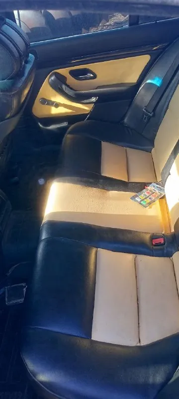 Продам bmw е39 96г 420₽ хороший торг салон кожа целый не порван двигатель 2л м52 коробка механика хорошая летняя резина обслужена новые диски тормозные, колодки, фильтра масло есть мелкие косяки не гнилая ! выглядит хорошо окуратно находиться пгт старобешево +79494059383 📲 tg: @lov4ecy 📞 звоните: +7(949)4059383 - фотография - 10