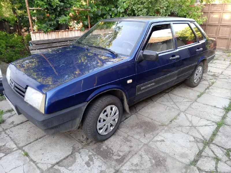 Продам личное семейное авто ваз 21099 инжектор 2007 г. двигатель 1.6.машина живая, было вложено очен... - фотография