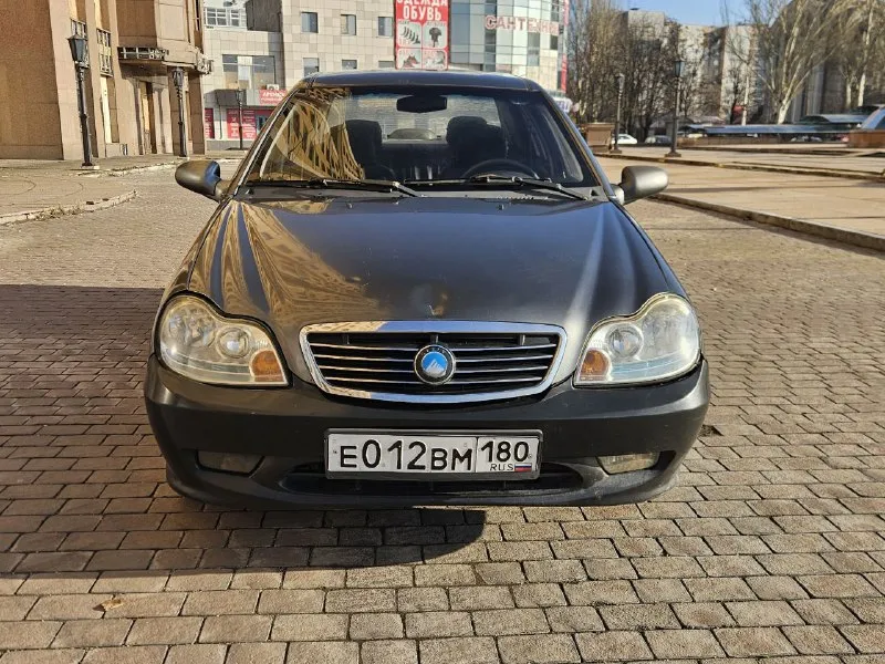 Geely ck 2012г 1,5 бензин мкпп 217 т км авто на полном уверенном ходу. технически в хорошем состоянии. мотор, коробка, ходовка, электрика- все в норме. без дтп, в родном окрасе, стекла родные. передний бампер только менян. 200т руб 9495213411 - фотография - 2