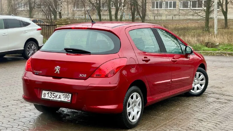 🔥peugeot 308🔥 год выпуска: 2009 тип двигателя: бензиновый, 1.6 пробег: 209 000 км (оригинальный) коробка передач: автоматическая комплектации: • датчики света/дождя • электрорегулировка зеркал • электроподъёмники • круиз-контроль • климат-контроль • мультируль • led-фары • двухстороняя сигнализация цена: 585 000 ₽ автомобиль в отличном состоянии, все системы работают. готов к проверке. юридически чист, без обременений. вопросы по телефону: +7-949-41-55-434. возможен торг. - фотография - 2