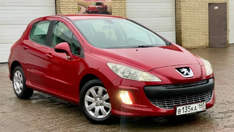 🔥peugeot 308🔥 год выпуска: 2009 тип двигателя: бензиновый, 1.6 пробег: 209 000 км (оригинальный) коробка передач: автоматическая комплектации: • датчики света/дождя • электрорегулировка зеркал • электроподъёмники • круиз-контроль • климат-контроль • мультируль • led-фары • двухстороняя сигнализация цена: 585 000 ₽ автомобиль в отличном состоянии, все системы работают. готов к проверке. юридически чист, без обременений. вопросы по телефону: +7-949-41-55-434. возможен торг. - фотография - 4