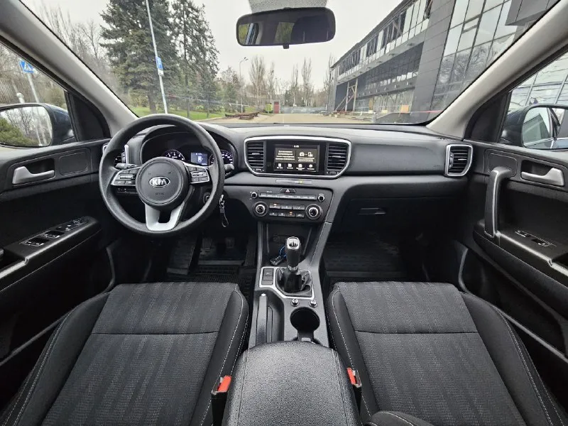 Kia sportage
2019Г рестайлинг
1,6 Бензин 136лс
6Мкпп
50Т км.
Состояние нового автомобиля.
Без дтп, родной окрас.
1,870 Млн руб
9495213411 - фотография - 10