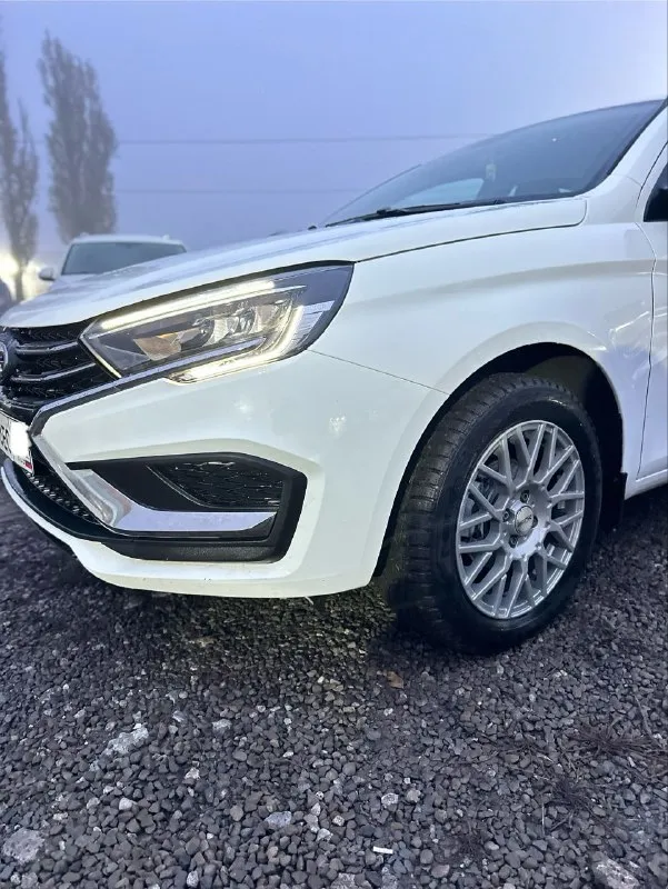 ⚪⚪⚪веста св⚪⚪⚪ ✅регистрация конец 2024г ✅пробег 44 000км ✅на гарантии🔥🔥🔥 ✅без дтп, вся в родне ✅сделан антикор ✅сделана шумовиброизоляция🔥🔥 ✅покупали с допами за 1850 000руб причина продажи, переход на класс выше 🔥🔥цена 1450 000руб🔥 торг у авто возможна продажа в кредит осмотр шахтерск ❌❌+79493905918❌❌❌ - фотография - 2
