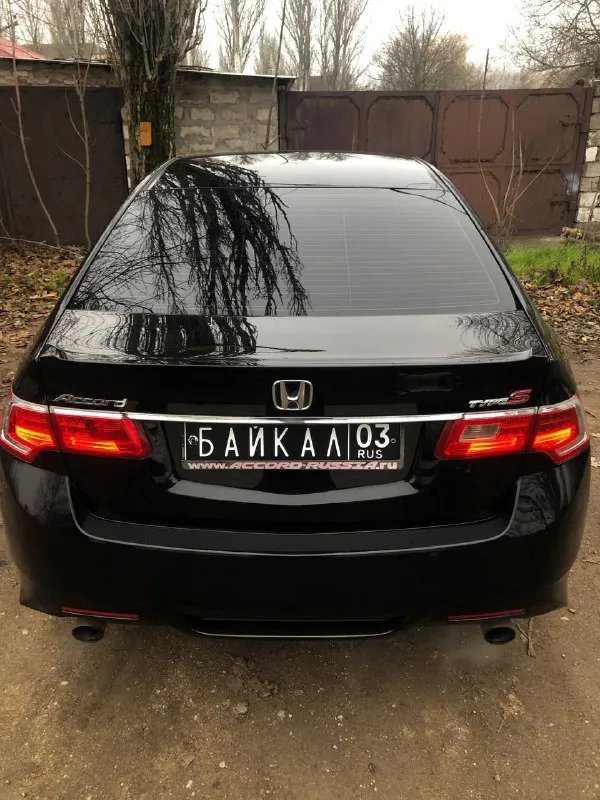 Продам хонду аккорд 2008г. в 2.4 types мкпп 6 ст. кузов весь в родном окрасе, машина ездила по бурятии, соль не видела. красились только бампера. машиной владею более 4 лет, за время эксплуатации была замена двс и коробки. гдт, чеки все на руках. масло от замены до замены, каждые 5т. км. оптика стоит от рестайлинга, новые bi-led линзы в фарах и в птф. по салону новые каркасные чехлы, ева ковры, штатная музыка, черный потолок. по технике машина в отс, денег не жалел, своевременное то. любые проверки за ваш счет. машина находится в мариуполе. цена: 1.3 🍋 торг +79496214006 +79025350513 (тг, ватс ап, макс) - фотография - 10
