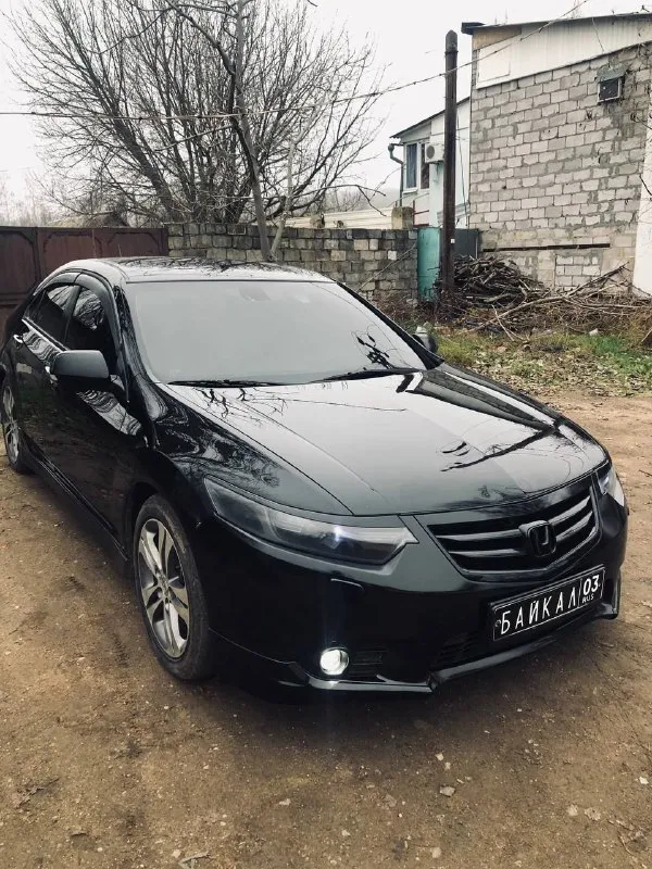 Продам хонду аккорд 2008г. в 2.4 types мкпп 6 ст. кузов весь в родном окрасе, машина ездила по бурятии, соль не видела. красились только бампера. машиной владею более 4 лет, за время эксплуатации была замена двс и коробки. гдт, чеки все на руках. масло от замены до замены, каждые 5т. км. оптика стоит от рестайлинга, новые bi-led линзы в фарах и в птф. по салону новые каркасные чехлы, ева ковры, штатная музыка, черный потолок. по технике машина в отс, денег не жалел, своевременное то. любые проверки за ваш счет. машина находится в мариуполе. цена: 1.3 🍋 торг +79496214006 +79025350513 (тг, ватс ап, макс) - фотография - 4