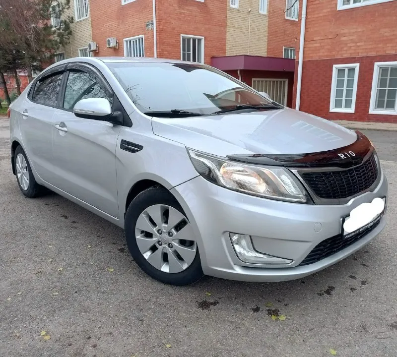 Kia rio 2015 год в дтп не участвовал. Собственник. Пробег 175 тыс. Ухоженный автомобиль. Двигатель 1.6 бензин(грм цепной) кпп - механическая 6 ступеней(без хрустов и вылетов) по технике на твёрдую 5 в такси не работал(100%) хорошая комплектация :мульти руль, климат контроль,4 эсп, подогревы передних сидений, подогрев руля, подогрев лобового, туманки,4 подушки безопасности. Масло менялось каждые 8000 км (от замены до замены вообще не берет) салон в отличном состоянии. Ходовая часть на отлично, не чего не гремит и не стучит. Полное переоформление в мрэо с моим присутствием. ‼️цена 915000 руб ‼️ номер для связи: +79496127076 если не дозвонились звоните на телеграмм 89034053194 здесь.
📞 Звоните: +7(949)6127076 - фотография - 2