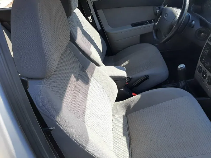 Автор ваз приора люкс se 2012 год в отличном состоянии!!!! не чего не варилось все родное что устанавливал завод !!! !автомобиль на полном рабочем ходу ! ходовая все отлично ! не стучит не грымит ! двигатель всё отлично!уровень масла от замены до замены? все нормально! кондиционер работает исправно и отлично 👍!! подогрев сидений спинок, музыка работает флешка диск, блитуз громкая связь, машина обработана з завода на антикорозийность, бешшумка по дверям и кузову ! новые ролики грм ремень помпа, за машиной был очень аккуратный уход ! зимой выезжал очень редко, заводская тонировка стёкол с зеленинкой, , абс тормозной системы!! двигатель резвый шустрый и экономный ! без капризов, от 4 до 5литров на 100 км пробега ! по этим ценам на бензин, машинка хозяйская, экономная, доступная по ценам и запчастям, подогрев стёкол зад перед и боковых зеркал !!! авто включения света, датчик дождя с камерой, две подушки безопасности, электро привод руля, центральный замок сигнализация, двига 📞 звоните: +7(949)4259538 - фотография - 2