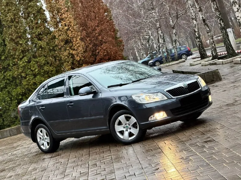 Skoda octavia год выпуска - 2012 двигатель - 1.8t автоматическая кпп ( asin ) пробег - 201.000км цен... - фотография
