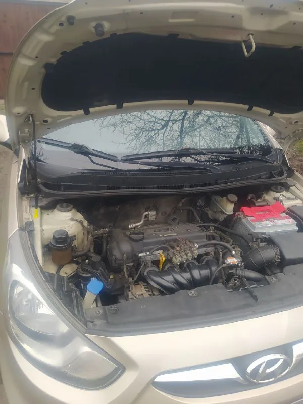 Продам hyundai accent, год выпуска 2012. один хозяин, собственник. двигатель 1,4. кпп: механика. пробег 208 тысяч. есть газ, внесён в птс. без дтп. цена 600 000 ₽. возможен торг +79493670890 📲 tg: андрей 3017 📞 звоните: +7(949)3670890 - фотография - 5