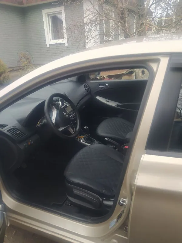 Продам hyundai accent, год выпуска 2012. один хозяин, собственник. двигатель 1,4. кпп: механика. пробег 208 тысяч. есть газ, внесён в птс. без дтп. цена 600 000 ₽. возможен торг +79493670890 📲 tg: андрей 3017 📞 звоните: +7(949)3670890 - фотография - 8