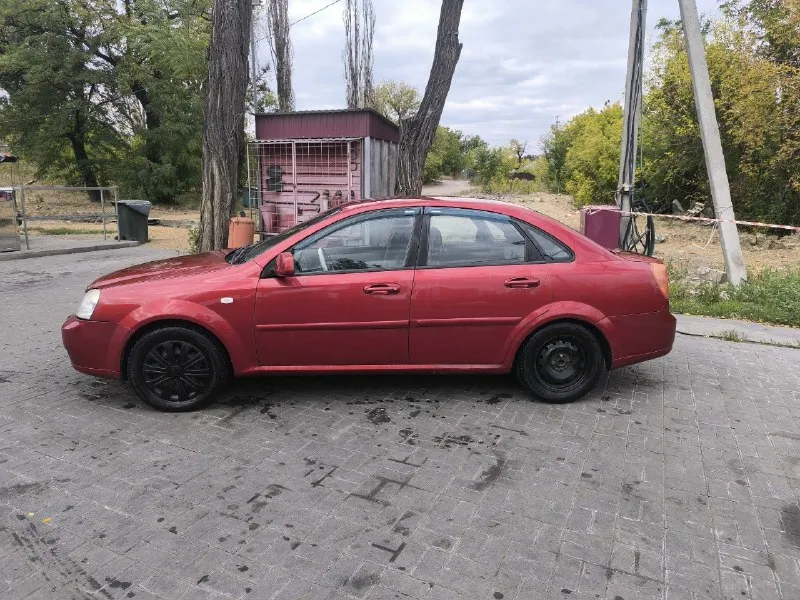 🏎продам chevrolet lacetti🚘 2011 года двигатель 1.6 🚘газ - бензин ( вписано) коробка автомат. ухоженный салон ( в машине не курили ) в машине имеется гидрлусилитель, кондиционер, магнитола с большим экраном и навигацией, блютуз, 2 комплекта резины лето/зима (прошла 1 сезон) 2 ключа поменяны ремни, ролики, масло в коробке, двигателе свежее. машина с полным переоформлением. цена: 480.000 ; +79493463554 +79490407452 ( телеграм ) 📞 звоните: +7(949)3463554 - фотография - 7