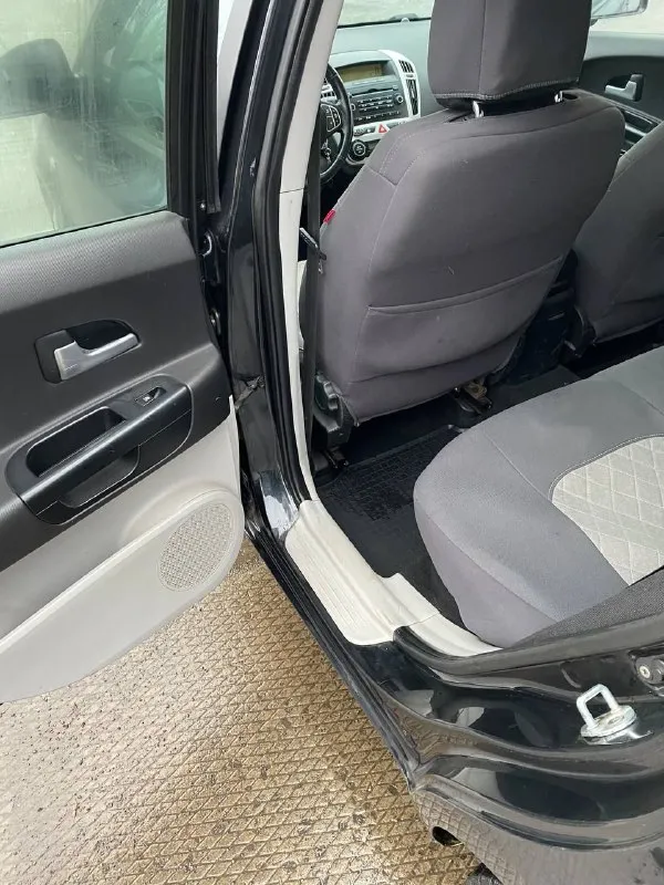 Продам kia ceed 2008год мотор 2.0 газ/бензин коробка автомат(aisin), пробег 167 тысяч км (оригинальный) цена 730₽ автомобиль в полной комплектации,3 ключа и сервисная книжка
Сигнализация
Датчик дождя света
﻿﻿Подогрев сидений, руля
﻿﻿Парктроники
Климат контроль 2-х зонный
﻿﻿Музыка aux/cd/usb/
Один владелец, зеленая автотека без дтп и выплат, гаражное хранение, авто в хорошем обслуженном состоянии в коробке масло меняется каждые 30 тыс, всё имеется для комфотрной езды, покупкой будете довольны!! Двигатель коробка и ходовая часть без нареканий и без посторонних шумов все работает в штатном режиме так как и должно работать салон чистый не прокуренный, документы в порядке без штрафов запретов и каких либо ограничений переоформление в мрэо (могу присутствовать )все остальные вопросы по тел +79494936731, находиться в макеевке, торг уместен - фотография - 6
