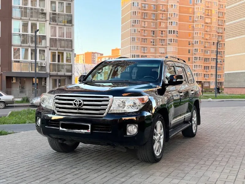 Toyota land cruiser 200 - 2013 года выпуска, 4.5 дизель, самая полная комплектация, акустика jbl, по... - фотография