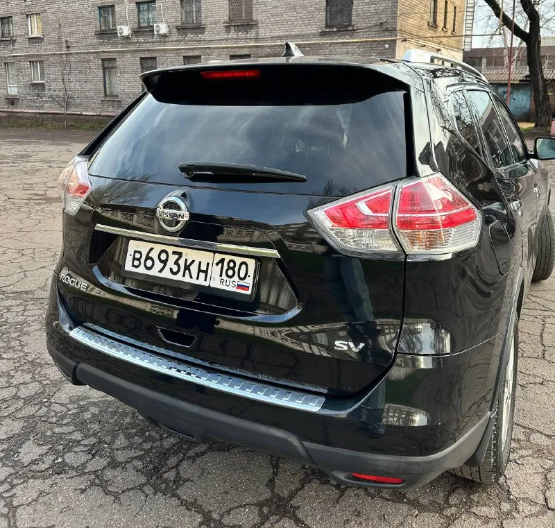 Nissan rogue 2016 надёжный японец двигатель 2.5 ( 171 л. с ) бензин | газ ( вписан в птс ) коробка автомат пробег 107000 км бесключевой доступ запуск с кнопки start | stop 4 стеклоподъёмника электро зеркала электрорегулировки водительского сидения 2-х зонный климат контроль круиз контроль мультируль беспроводная связь bluetooth бортовой компьютер обогрев заднего стекла режимы sport | eco abs | esp разъемы usb | aux | 12v камера заднего вида датчики давления шин датчик света bi-led модули ( очень хороший свет ) дневные ходовые огни противотуманные фары рейлинги диски r17 2 комплекта резины лето/зима 2 комплекта ковриков лето/зима собственник. владею авто 5 лет. родной пробег. в машине работает абсолютно всё. самый надёжный мотор в линейке. на газу эксплуатировалась только во времена сложностей с наличием бензина. машина очень резвая по сравнению с 2-х литровыми версиями цена: 1.750.000 разумный торг у капота. енакиево. +79493386613 феникс и телеграмм 📲 tg: @position_el 📞 звоните: +7(949)3386613 - фотография - 3