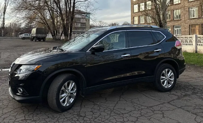 Nissan rogue 2016 надёжный японец двигатель 2.5 ( 171 л. с ) бензин | газ ( вписан в птс ) коробка автомат пробег 107000 км бесключевой доступ запуск с кнопки start | stop 4 стеклоподъёмника электро зеркала электрорегулировки водительского сидения 2-х зонный климат контроль круиз контроль мультируль беспроводная связь bluetooth бортовой компьютер обогрев заднего стекла режимы sport | eco abs | esp разъемы usb | aux | 12v камера заднего вида датчики давления шин датчик света bi-led модули ( очень хороший свет ) дневные ходовые огни противотуманные фары рейлинги диски r17 2 комплекта резины лето/зима 2 комплекта ковриков лето/зима собственник. владею авто 5 лет. родной пробег. в машине работает абсолютно всё. самый надёжный мотор в линейке. на газу эксплуатировалась только во времена сложностей с наличием бензина. машина очень резвая по сравнению с 2-х литровыми версиями цена: 1.750.000 разумный торг у капота. енакиево. +79493386613 феникс и телеграмм 📲 tg: @position_el 📞 звоните: +7(949)3386613 - фотография - 6