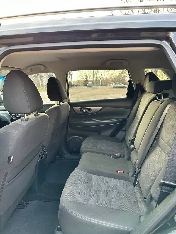 Nissan rogue 2016 надёжный японец двигатель 2.5 ( 171 л. с ) бензин | газ ( вписан в птс ) коробка автомат пробег 107000 км бесключевой доступ запуск с кнопки start | stop 4 стеклоподъёмника электро зеркала электрорегулировки водительского сидения 2-х зонный климат контроль круиз контроль мультируль беспроводная связь bluetooth бортовой компьютер обогрев заднего стекла режимы sport | eco abs | esp разъемы usb | aux | 12v камера заднего вида датчики давления шин датчик света bi-led модули ( очень хороший свет ) дневные ходовые огни противотуманные фары рейлинги диски r17 2 комплекта резины лето/зима 2 комплекта ковриков лето/зима собственник. владею авто 5 лет. родной пробег. в машине работает абсолютно всё. самый надёжный мотор в линейке. на газу эксплуатировалась только во времена сложностей с наличием бензина. машина очень резвая по сравнению с 2-х литровыми версиями цена: 1.750.000 разумный торг у капота. енакиево. +79493386613 феникс и телеграмм 📲 tg: @position_el 📞 звоните: +7(949)3386613 - фотография - 9