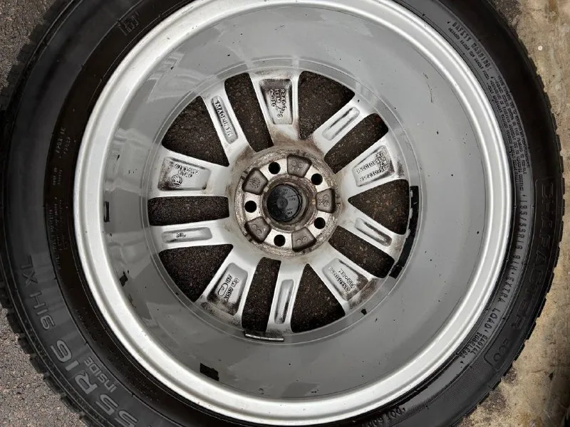 Продам оригинальные диски на летней резине skoda 5x100 r16, стояли на skoda rapid, диски в прекрасном состоянии без ремонтов резина ikon tyres 195/55/16 (50 неделя 24 года) цена 40000₽ +79493348216 📲 tg: дмитрий 📞 звоните: +7(949)3348216 - фотография - 6