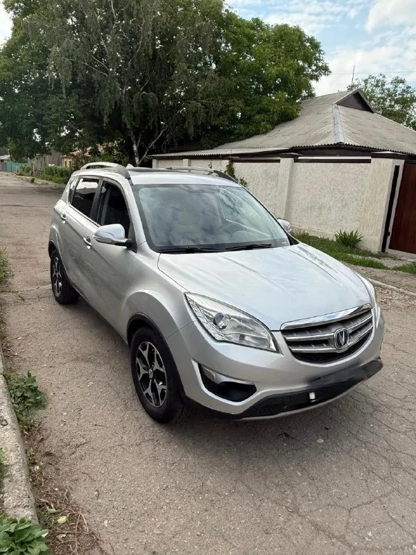 Продам changan cs 35 2014г. (японский классический автомат) 1,6 бензин пробег 140 000 км без дтп дви... - фотография